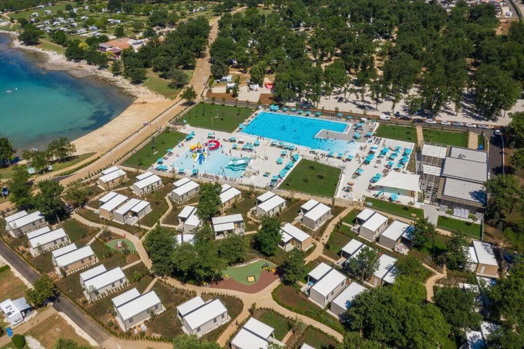 Adriamar Mobile Homes In Camping Park Umag Exterior foto